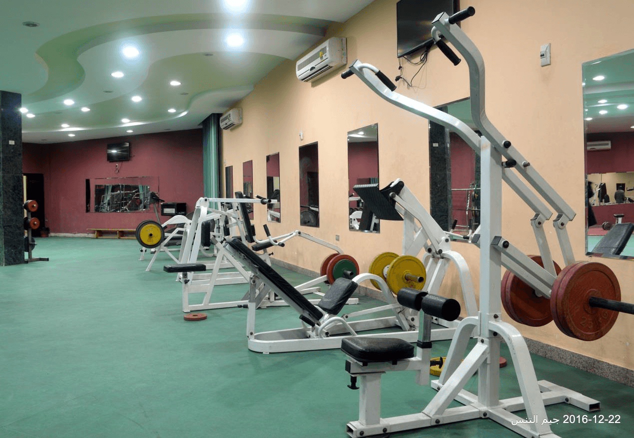 ملاعب التنس
